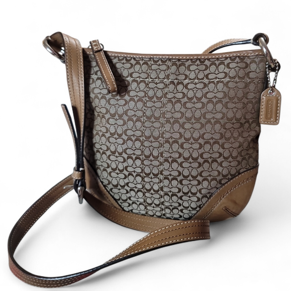 COACH Vintage Small Tan Signature Crossbody Bag In EUC - Picture 3 of 10
